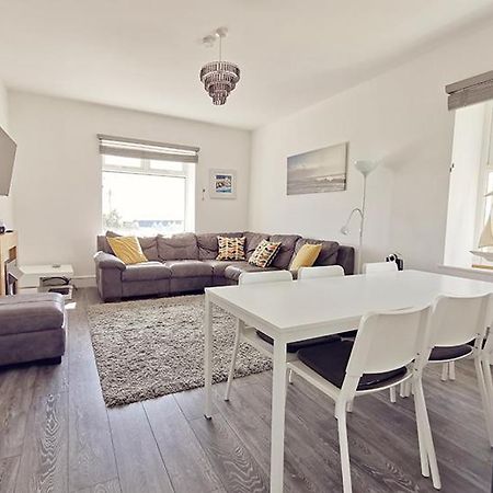 Plas Darien-3 Bed Apt- Sea Views - Sleeps 5 Trearddur Extérieur photo