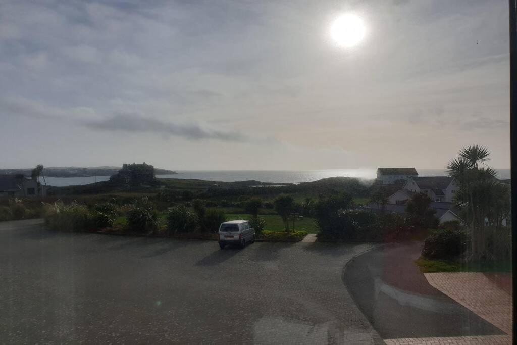 Plas Darien-3 Bed Apt- Sea Views - Sleeps 5 Trearddur Extérieur photo