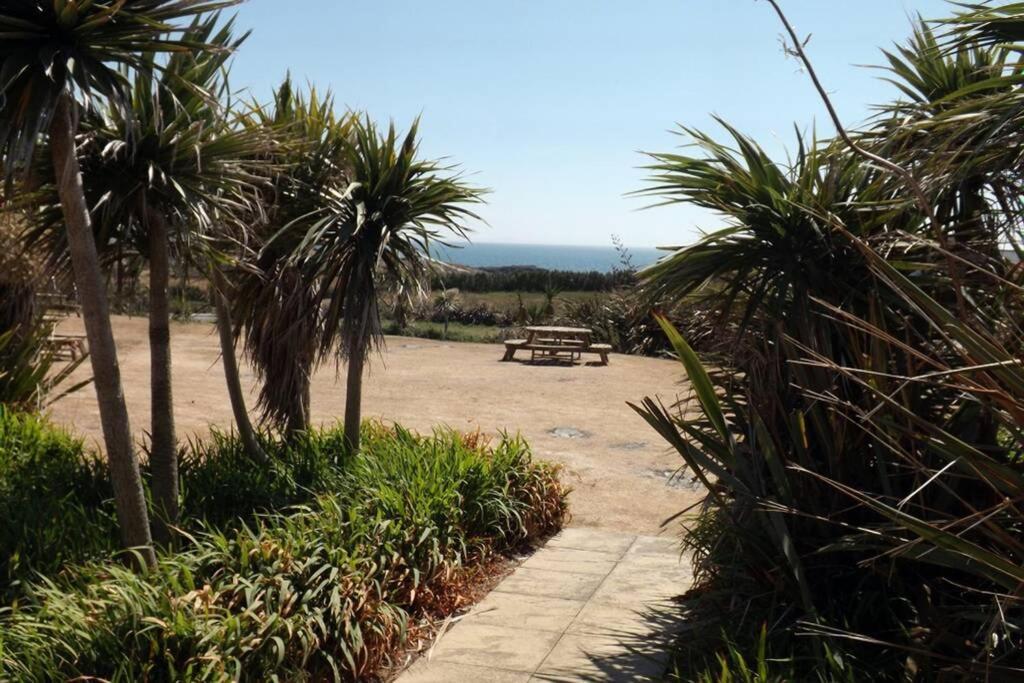 Plas Darien-3 Bed Apt- Sea Views - Sleeps 5 Trearddur Extérieur photo
