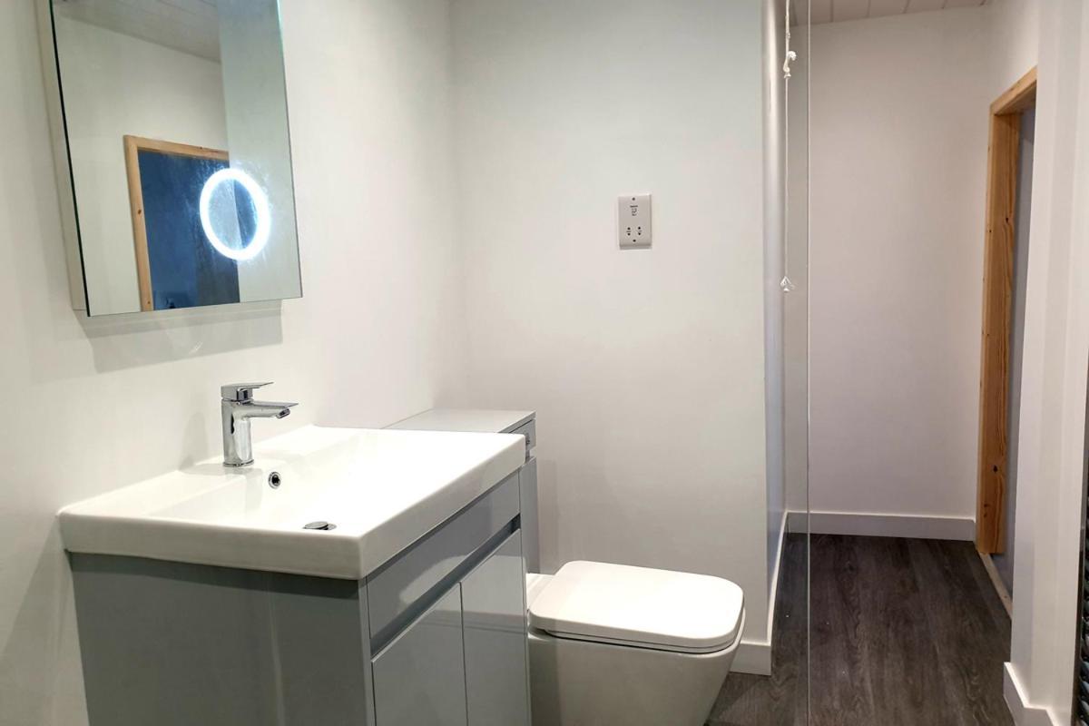 Plas Darien-3 Bed Apt- Sea Views - Sleeps 5 Trearddur Extérieur photo